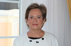 وزيرة تستقيل بسبب العواصف