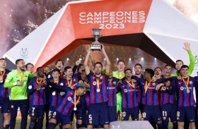 برشلونة يبدأ رحلة البحث عن الألقاب 