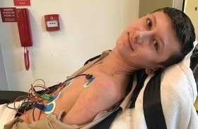 حذاء مطاطي ينقذ مراهقاً من الموت