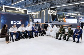 حمدان بن محمد يلتقي وزير الدفاع في مونتينغرو ويبحث معه مستقبل التعاون بين البلدين