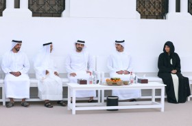 حمدان بن محمد: العمل بروح الفريق الواحد ومضافرة الجهود برؤية واضحة لمتطلبات الريادة ركائز لمسيرة التنمية في دبي