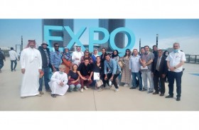 إعلاميون يشيدون بمعرض أكسبو ٢٠٢٠ ويتجولون بأجنحة بلدانهم 