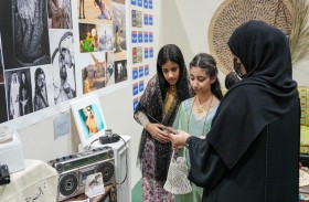 مصورة إماراتية توثق اللحظات السعيدة في مهرجان ليوا للرطب