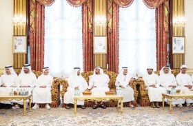 سيف بن زايد يعزي بوفاة حرم محمد بن بطي آل حامد