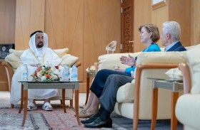 سلطان القاسمي يلتقي مديرة الجامعة الأميركية في الشارقة