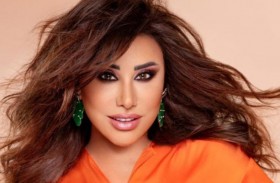 نجوى كرم تواسي لطيفة التونسية بوفاة شقيقها