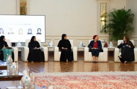 اللجنة الدائمة لحقوق الإنسان والاتحاد النسائي العام ينظمان جلسة «المرأة والوصول إلى العدالة»