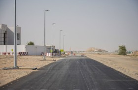 (طرق دبي) تنجز 72 % من مشروع الطرق الداخلية في مناطق مرغم ولهباب والليسيلي وحتا