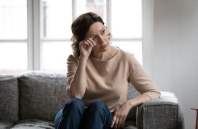 اكتشاف صلة بين إنزيم في الأمعاء واكتئاب سن اليأس