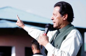 المعارضة الباكستانية:  اعتقال خان تجاوز لـ«خط أحمر» 