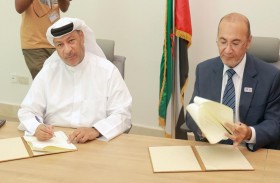 تفاهم بين جامعة أم القيوين والإمارات للتنمية الاجتماعية