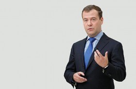 مدفيديف يهدد الناتو: سنتحدث معكم بلغة القوة