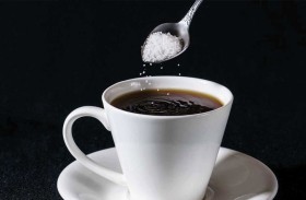 الملح في القهوة.. هل حقاً يهدئ القلق والرعشة؟
