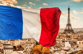 فرنسا تعود إلى العمل بالتوقيت الشتوي