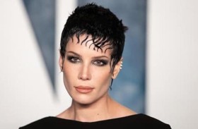 هالزي تعلن إصابتها بالسرطان