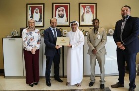 كلية فاطمة للعلوم الصحية تكرم فريقها الفائز بجائزة جامعة حمدان بن محمد الذكية للمبدعين العرب