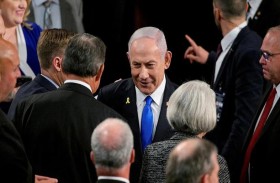 هآرتس: نتانياهو يبحث عن صراعات كبرى من أجل البقاء في السلطة