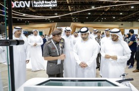 منصور بن محمد يزور جيتكس جلوبال 2024