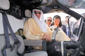 سعود بن صقر يشهد إطلاق أول رحلة تجريبية لمركبة كهربائية طائرة في سماء رأس الخيمة