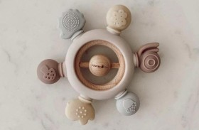 سحب منتجات للأطفال تؤدي إلى الاختناق والعمى