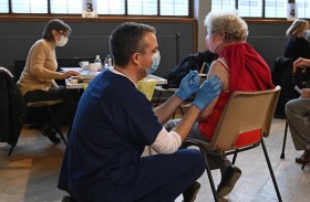 جونسون: النسخة الجديدة من كورونا بدرجة أعلى من الوفيات