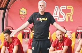 مورينيو يهدد حكم في «الكالتشيو»