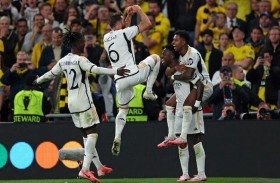 الصحف الإسبانية تكيل المديح لريال مدريد «الخالد» 