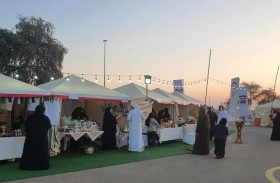 انطلاق فعاليات القرية التراثية المصاحبة لمهرجان الشيخ محمد بن زايد لسباق الهجن ومزاينة الإبل