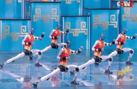 روبوتات الصين الراقصة.. إبهار تقني أم استعراض عضلات؟
