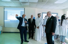 سلطان بن أحمد القاسمي يتفقد مركز التدريب الإكلينيكي والجراحي بجامعة الشارقة