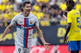 برشلونة يتصدر مؤقتًا برباعية في مرمى قادش