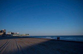 مئات المراكب محاصرة في الأطلسي