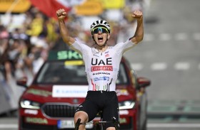 «الإمارات للدراجات» يعزز صدارته للمنافسة في طواف فرنسا