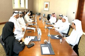 غرفة الشارقة والإمارات لريادة الأعمال تبحثان تعزيز التعاون