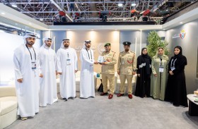 «مورو» تمنح شرطة دبي الشهادة الخضراء 