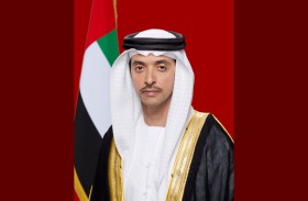 هزاع بن زايد يهنئ رئيس الدولة ونائبه والحكام بحلول شهر رمضان المبارك
