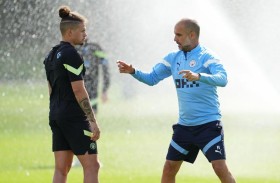 غوارديولا: فيليبس تعلم درساً للحفاظ على لياقته