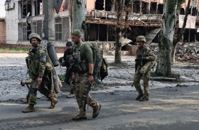 مساعدات أسترالية جديدة لأوكرانيا.. تدريب جنود وشحن مدرعات