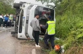 انحراف سائق يقتل 8 أشخاص 