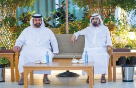 محمد بن راشد يستعرض مع ولي عهد الفجيرة عدداً من الموضوعات المرتبطة بمسيرة التنمية الشاملة في الدولة