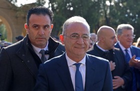 قبرص تختار رئيسا جديدا في سباق يشهد تنافسا محموما 