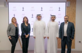 بلدية عجمان ومعهد المحاسبين القانونيين يوقعان اتفاقية تفاهم لتعزيز التعاون في المجال المالي