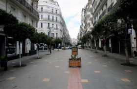 الجزائر تسمح بعودة نشاطات تجارية