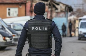 تنتحل عضوية «المخابرات» للإيقاع بضحاياها 