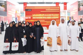 بلدية دبا الحصن تعزز ثقافة موظفيها لخدمة المجتمع