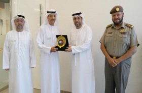 قسم التطوير التنظيمي بمحاكم دبي يزور الإدارة العامة للإقامة وشؤون الأجانب 