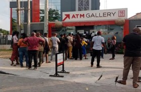 الإرهاب والفساد يجبران نيجيريا على تغيير عملتها الوطنية