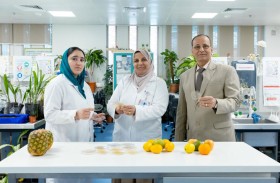 نجاح فريق بحثي من جامعة الإمارات في ابتكار غشاء مستدام للمحافظة على جودة الفواكه والخضروات الطازجة 