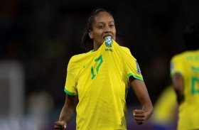 البرازيلية بورجيس على خطى الملكة مارتا 