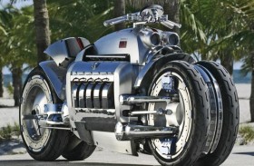 دراجة نارية بمحرك دبابة 